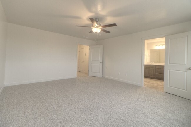 Building Photo - 3 Bedroom 2.5 Bathroom Payson Utah