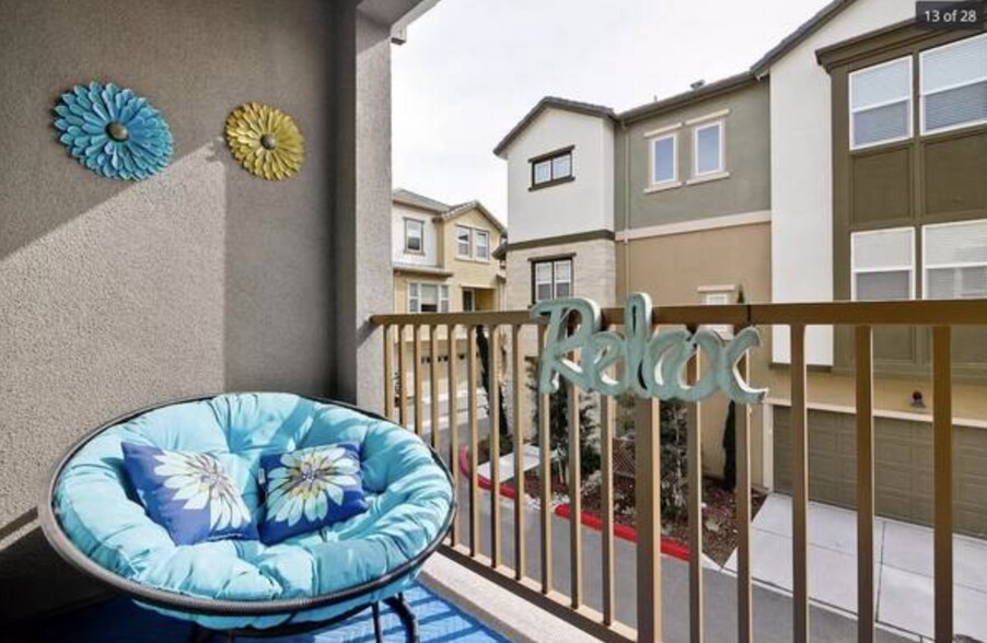 Building Photo - 1552 McCandless Dr