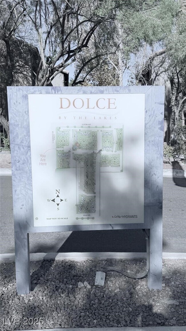 Building Photo - 2750 S Durango Dr