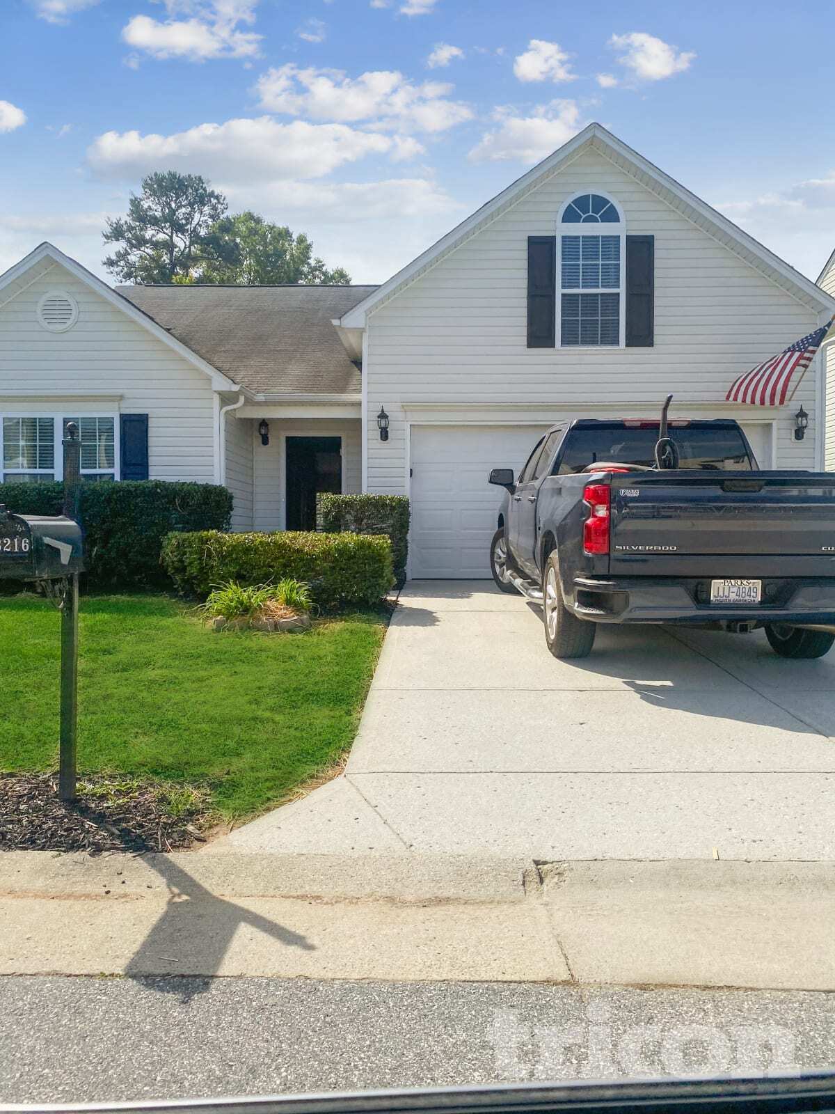 Building Photo - 3216 Laurenfields Way