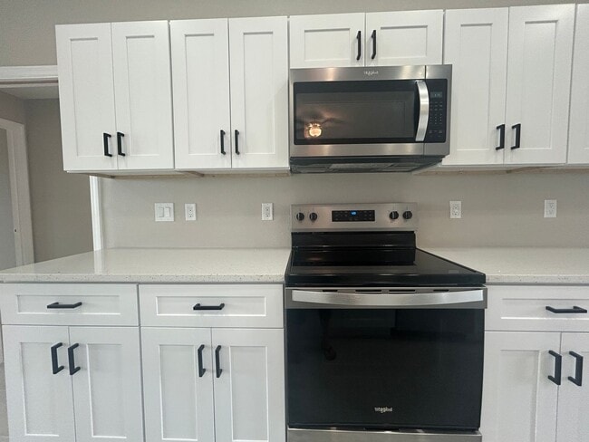 Building Photo - Your Dream Rental: Brand-New 4BR/3BA with Open Floor Plan