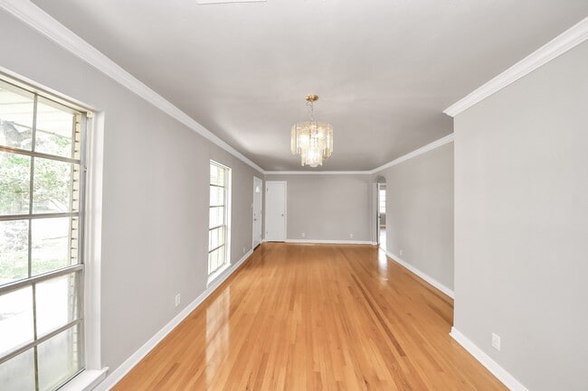 Building Photo - 10206 Catlett Ln