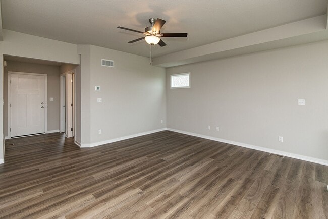 Building Photo - "Rare Find: Spacious Ranch Living at Its Best in Bondurant with the lowest rent ever"