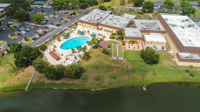 Building Photo - 1811 Bedford Ln