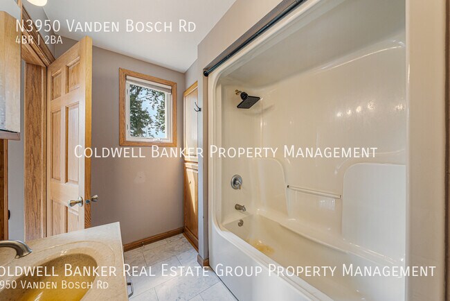 Building Photo - N3950 Vanden Bosch Rd