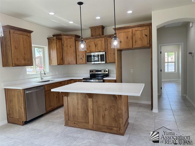 Building Photo - 3400 S Ave 7 E