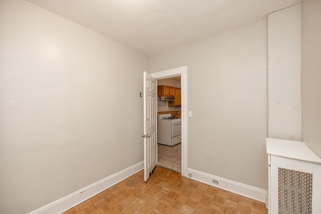 Building Photo - 73 West St