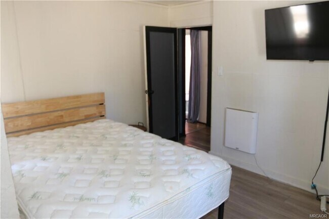 Building Photo - 854 Cienega Rd