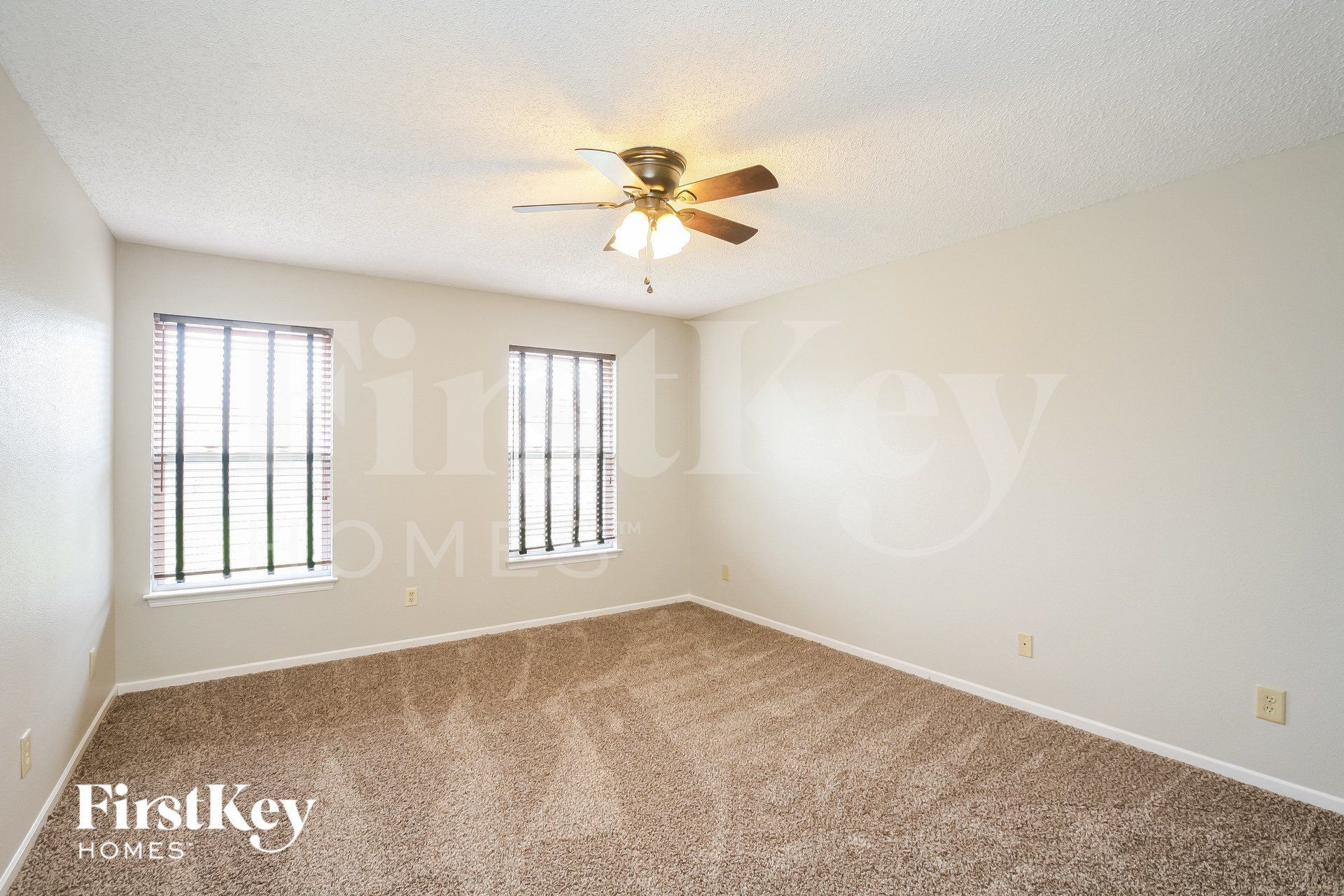 Building Photo - 12851 Old Glory Dr