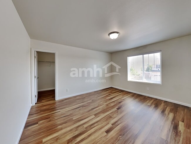 Building Photo - 2783 Moore St