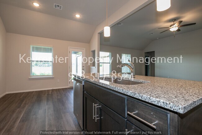 Building Photo - BRAND NEW 4 BEDROOM SIMMONS HOME IN BIXBY!!!