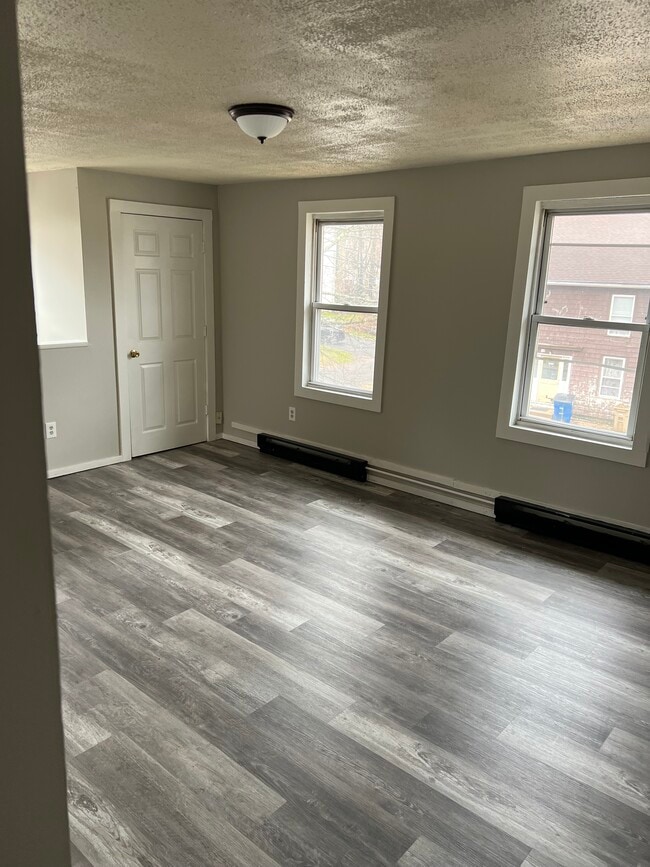 Building Photo - 119 Prospect St