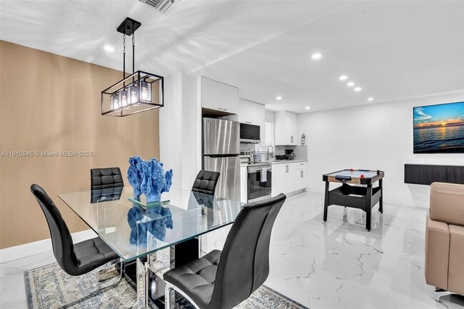 Building Photo - 923 NW 110th St