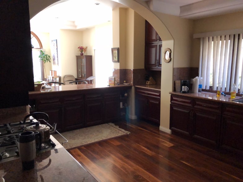 Building Photo - 1445 25th St