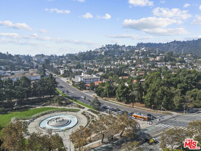 Building Photo - 3663 Los Feliz Blvd