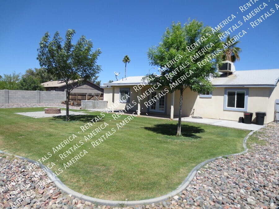 Building Photo - 13410 N 41st Pl