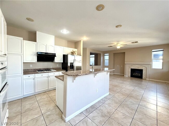 Building Photo - 8917 Waltzing Waters Ct