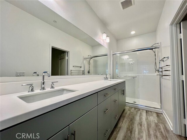 Building Photo - 123 Scratch Rd