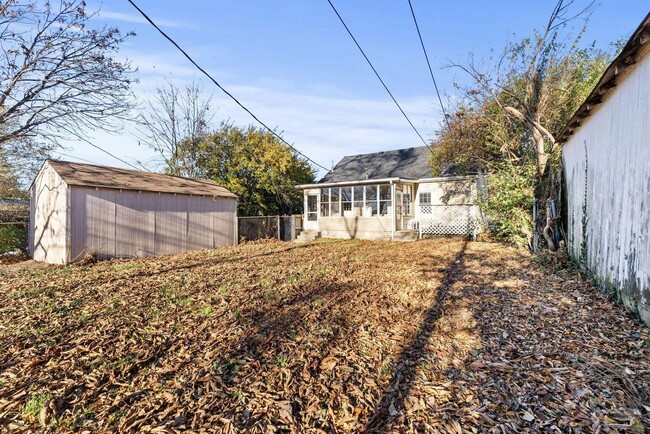 Building Photo - 154 Northwood Dr