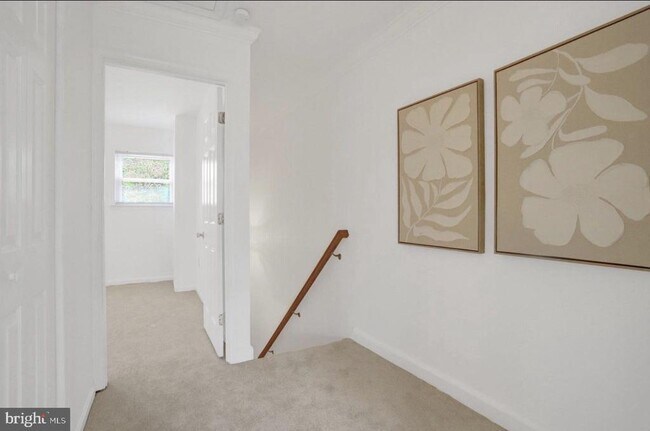 Building Photo - 5934 Mayflower Ct