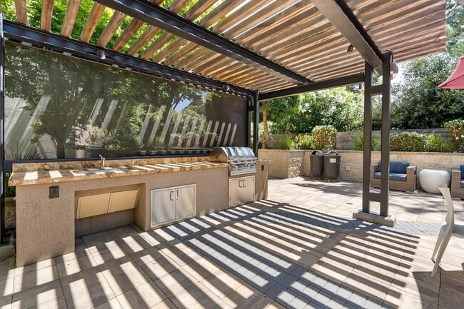 Building Photo - 1101 W El Camino Real