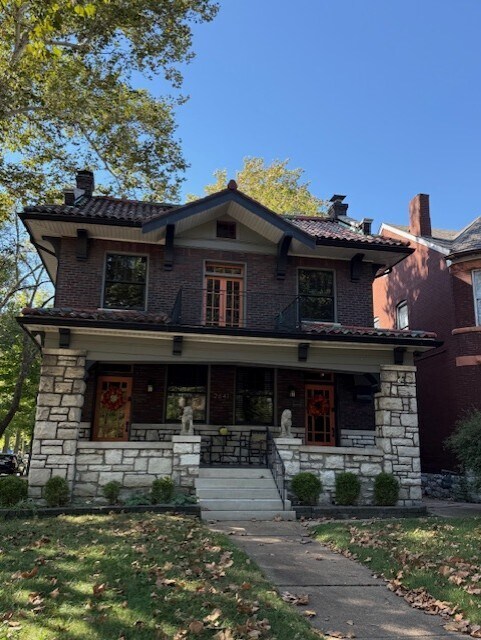 Building Photo - 2641 S Kingshighway Blvd