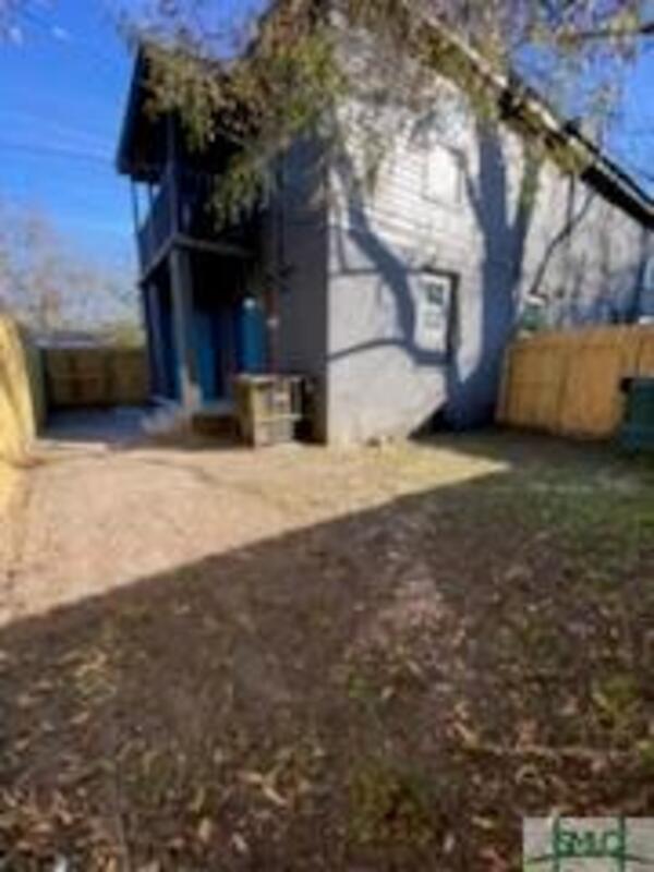 Building Photo - 1000 W 53rd St