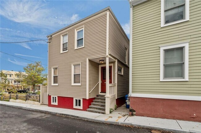 Building Photo - 8 Kilburn Ct