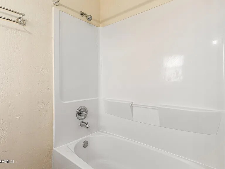 Building Photo - 703 E Taylor St