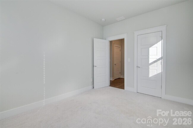 Building Photo - 5939 Ardrey Kell Rd