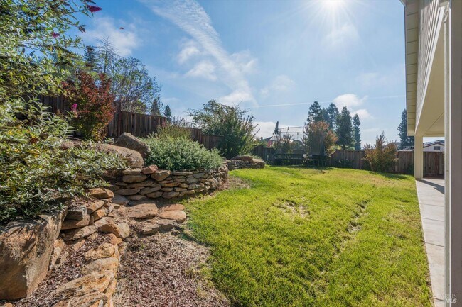 Building Photo - 1980 Bent Tree Pl