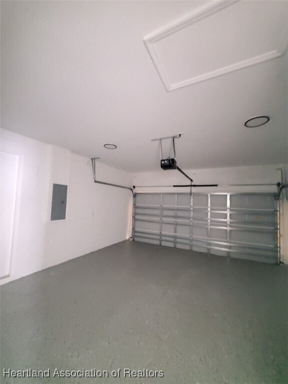 Building Photo - 5610 County Rd 17 S
