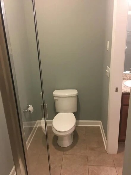 Master Bathroom - 2310 Elliott Ave