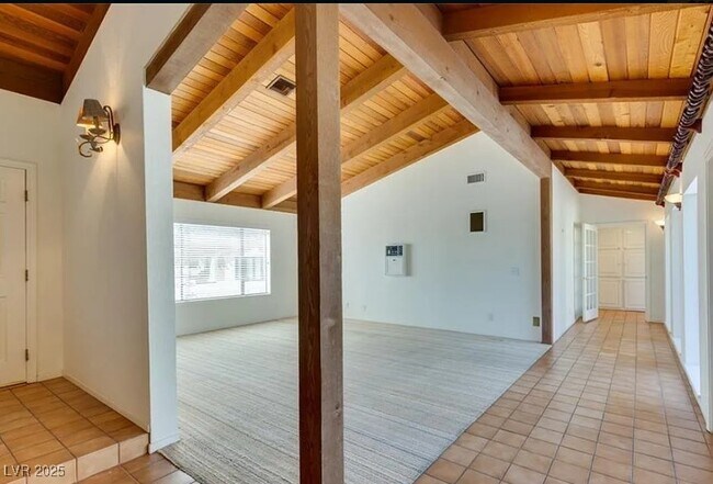 Building Photo - 7040 Bailey Cir