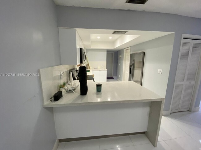 Building Photo - 10934 SW 146th Ave