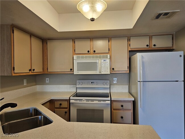 Building Photo - 8600 W Charleston Blvd