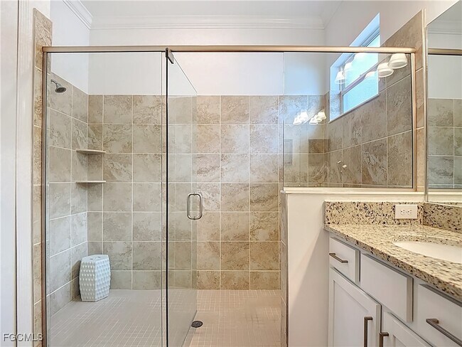 Building Photo - 15919 Leaning Pine Ln