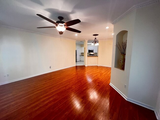Building Photo - 4437 Lady Banks Ln