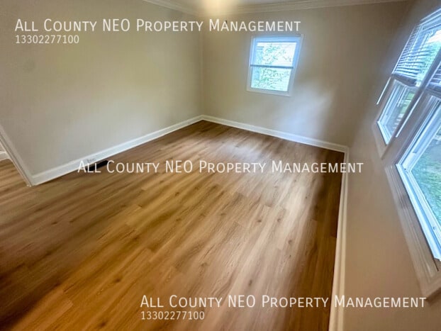 Building Photo - 700 Lafayette Dr