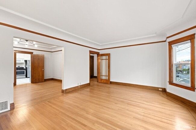 Building Photo - 1605 20th Ave