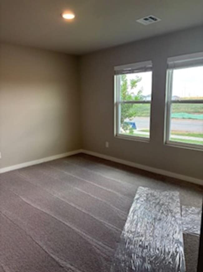 Building Photo - Newly Built!