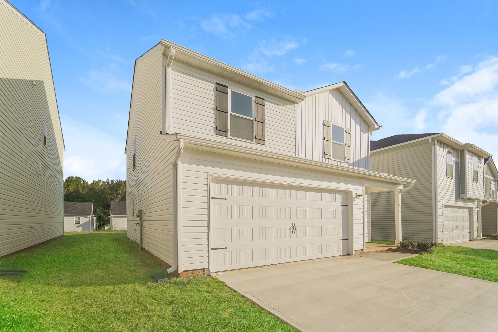 Building Photo - 639 Farmstead Trail