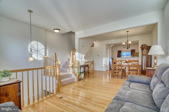 Building Photo - 3563 Sherbrooke Cir