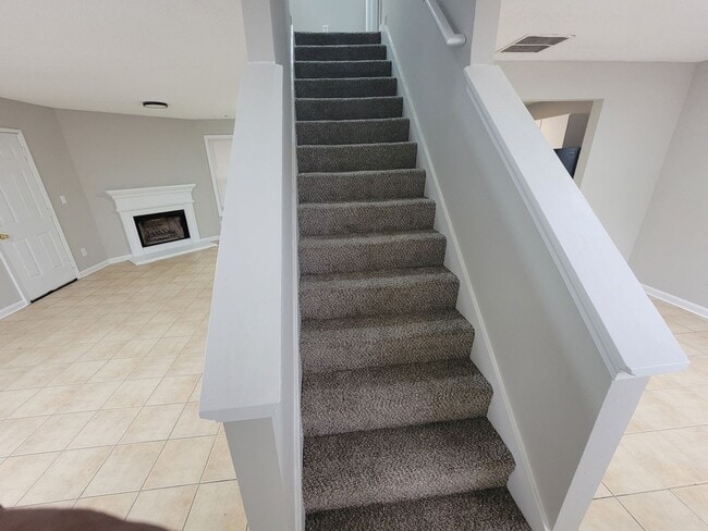 Building Photo - Quiet Comfort - Modern Home - HAFC Voucher...