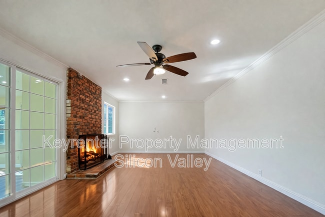 Building Photo - 3350 Denton Way