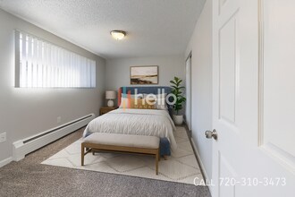 Building Photo - 2524 Joliet St