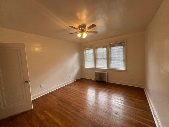 Building Photo - Wonderful Duplex in the Heart of Squirrel ...