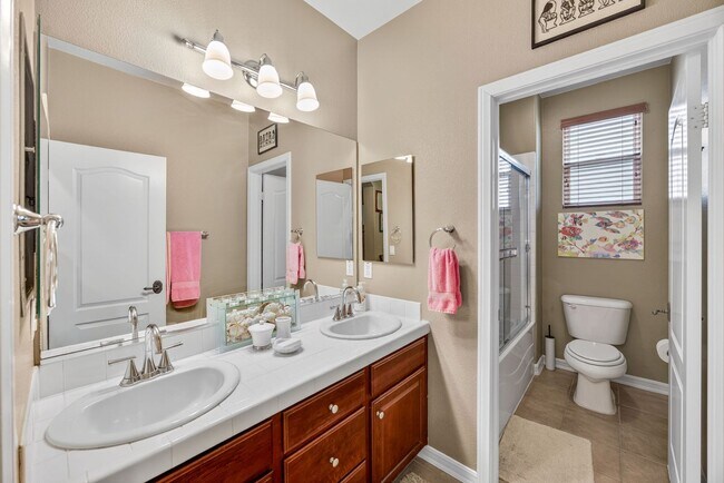 Building Photo - Elegant Summer Rental in Carmel Valley | Fully Furnished