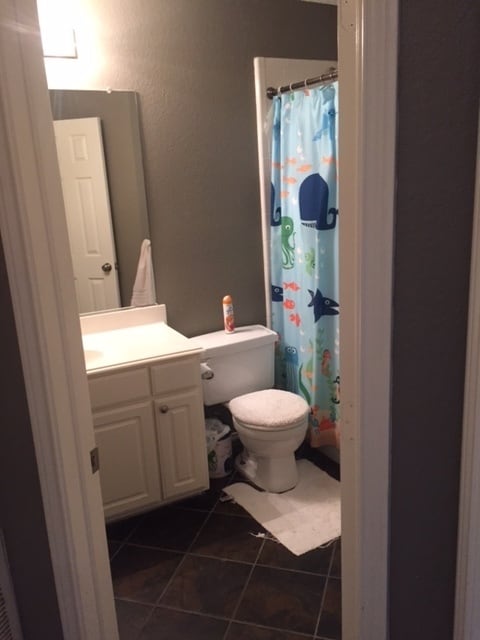 Building Photo - Spacious 3/2/2 in Allen! Laminate Wood Flo...