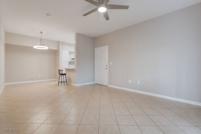 Building Photo - 6650 W Warm Springs Rd